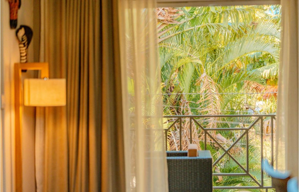 Pereybere Beach Paradise 4 Bedroom Apt エクステリア 写真